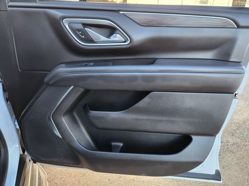 Used 2021 Chevrolet Tahoe LT image 18