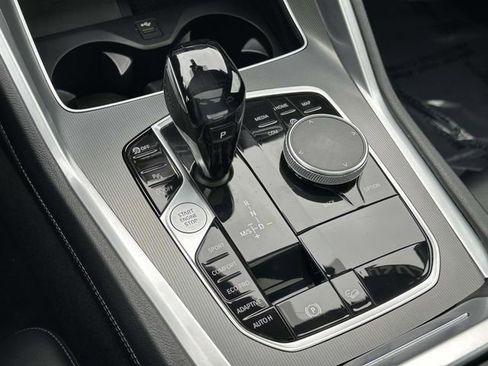 Used 2020 BMW X6 xDrive40i w/ M Sport Package image 37