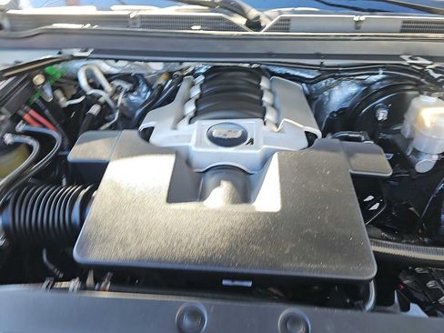 Used 2017 Cadillac Escalade ESV Luxury image 58