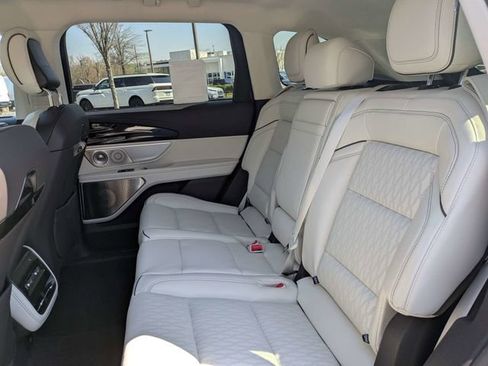 New 2026 Lincoln Nautilus Black Label w/ Jet Appearance Package image 12