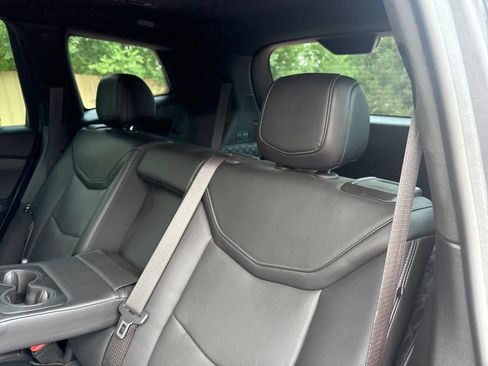 Used 2022 Cadillac XT6 Premium Luxury AWD/4WD image 22