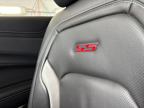 Used 2023 Chevrolet Camaro SS RWD image 45