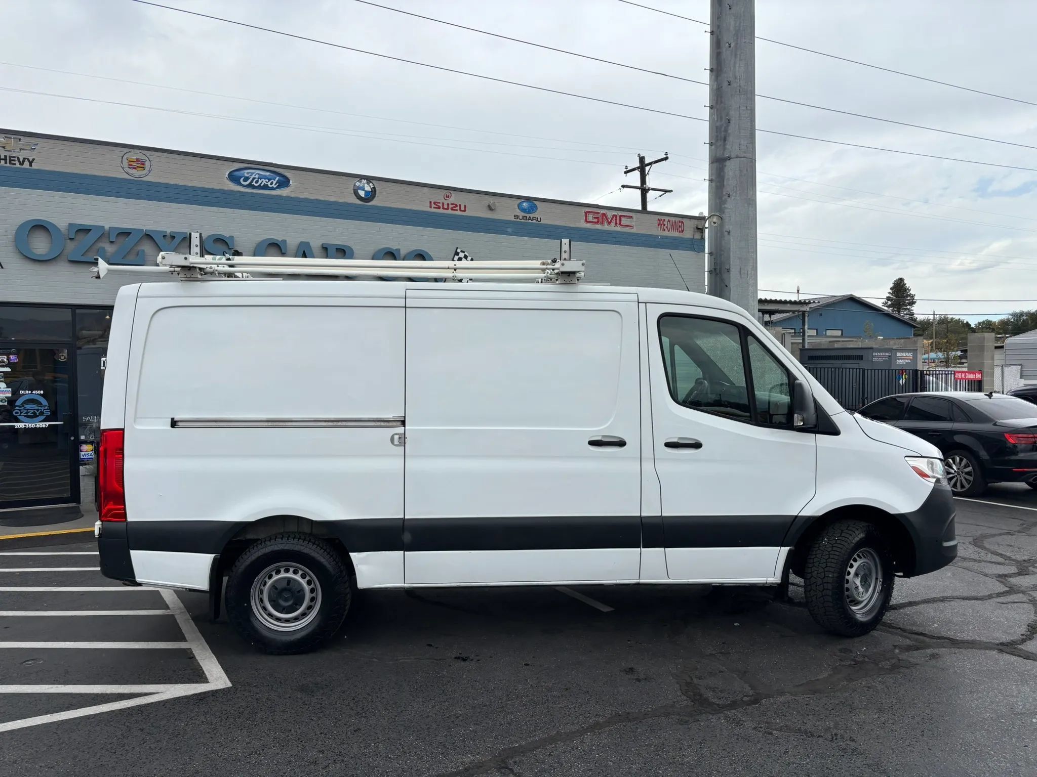 Used 2020 Mercedes-Benz Sprinter 1500 image 5