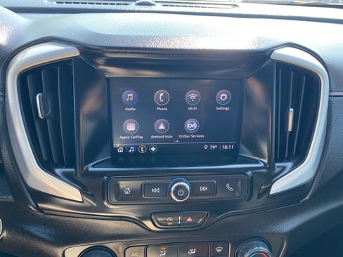 Used 2024 GMC Terrain SLE image 30