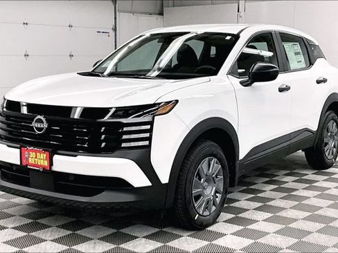 New 2026 Nissan Kicks S FWD image 2