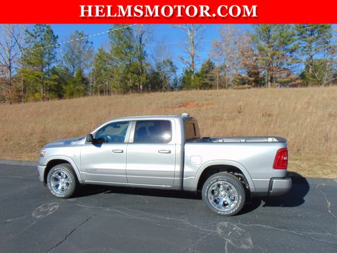 New 2026 RAM 1500 Big Horn AWD/4WD image 6