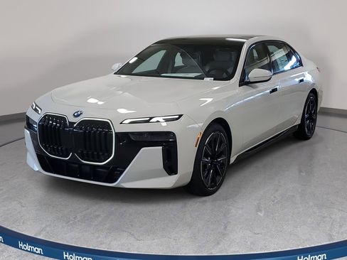 New 2025 BMW i7 xDrive60 image 1