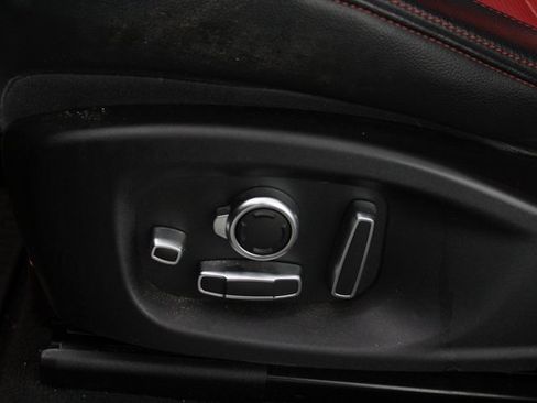 Used 2020 Jaguar F-PACE Checkered Flag image 13