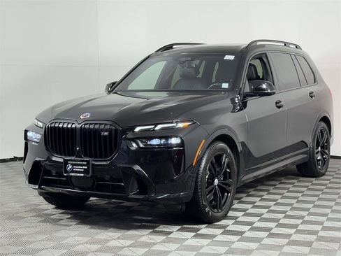 Used 2023 BMW X7 M60i w/ Executive Package image 7