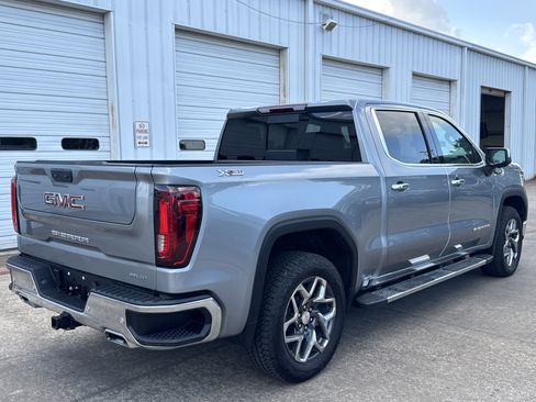 Used 2025 GMC Sierra 1500 SLT image 12