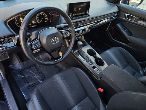 Used 2025 Honda Civic Sport image 9
