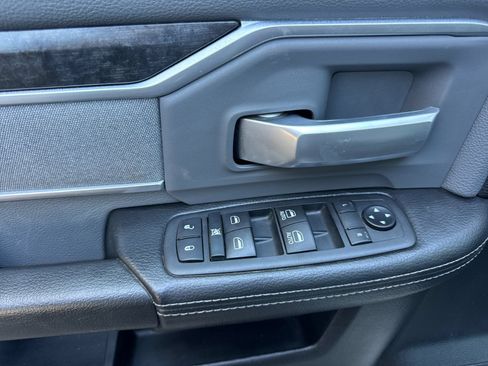Used 2019 RAM 2500 Big Horn RWD image 11