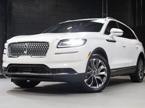 Used 2023 Lincoln Nautilus Reserve FWD image 70