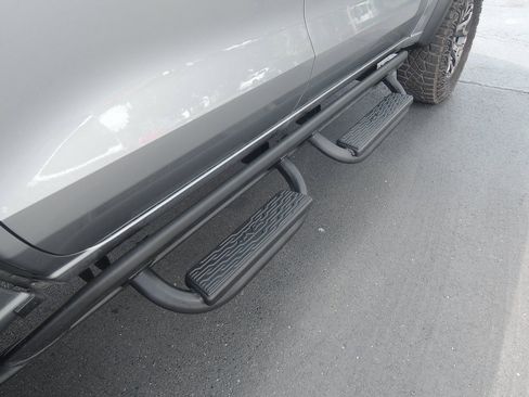 New 2025 Chevrolet Colorado ZR2 w/ Technology Package image 36