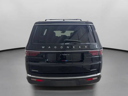 Used 2022 Jeep Wagoneer Series II AWD/4WD image 8