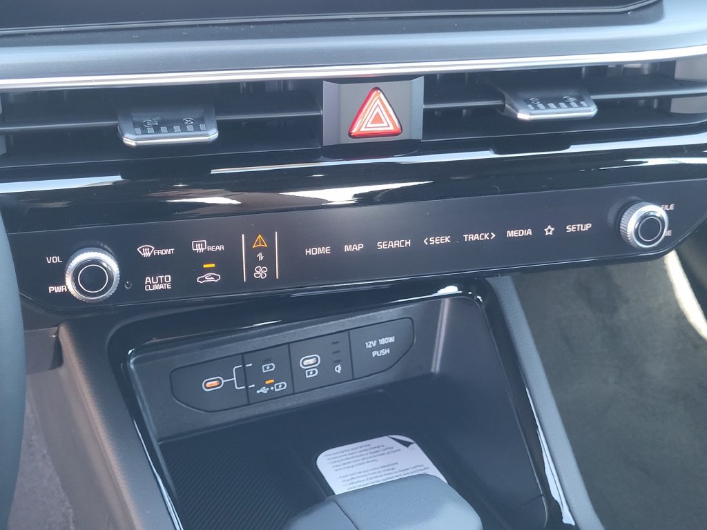 New 2027 Kia K5 GT FWD image 17