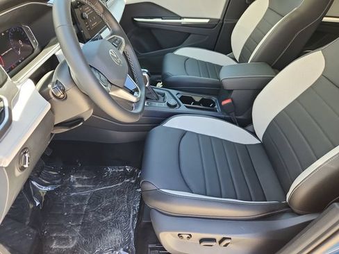 New 2026 Volkswagen Taos SEL AWD/4WD image 7