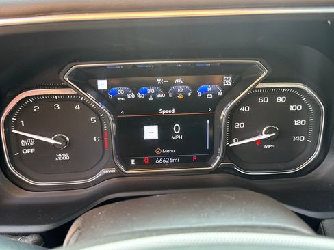 Used 2021 GMC Yukon Denali w/ Denali Premium Package AWD/4WD image 22