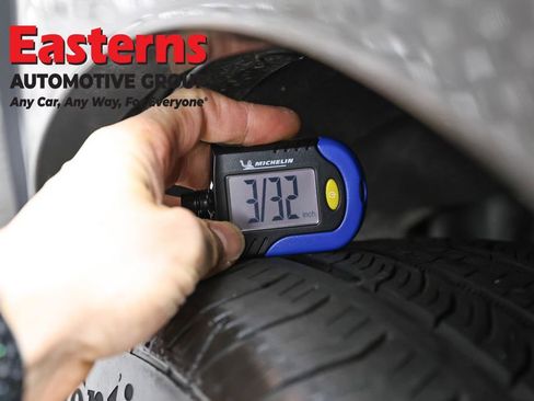 Used 2023 Toyota bZ4X XLE w/ Weather Package image 26