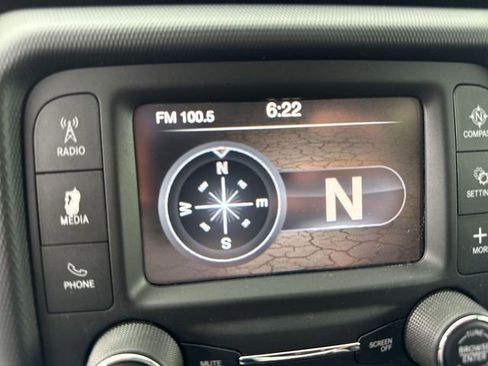 Used 2018 Jeep Wrangler Unlimited Sport S AWD/4WD image 18