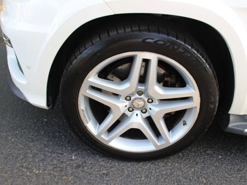 Used 2015 Mercedes-Benz GL 550 4MATIC image 62