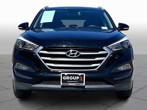 Used 2017 Hyundai Tucson SE Plus image 4