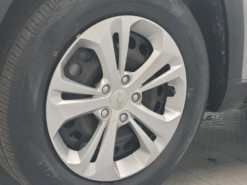 Used 2024 Chevrolet Trax LS w/ Driver Confidence Package FWD image 31