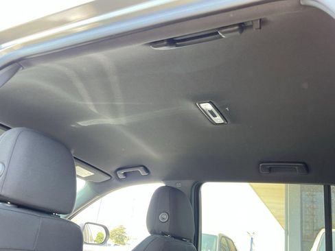 New 2025 GMC Terrain Elevation image 18