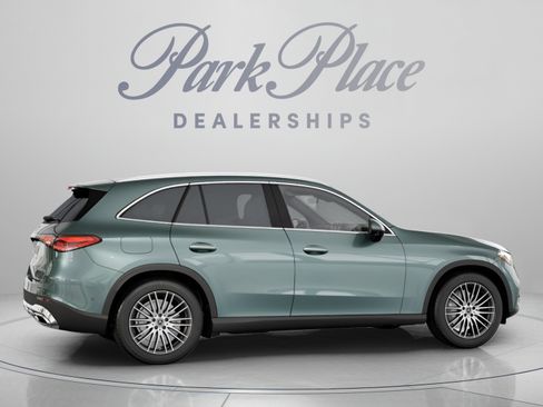 Certified 2026 Mercedes-Benz GLC 300 image 24