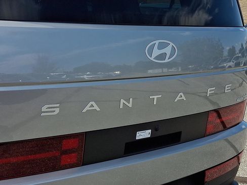 New 2026 Hyundai Santa Fe SE image 17