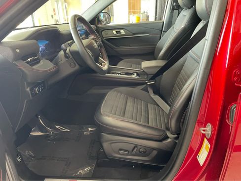 Used 2025 Ford Explorer ST-Line w/ Premium Package AWD/4WD image 15