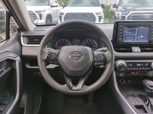 Used 2019 Toyota RAV4 XLE AWD/4WD image 15
