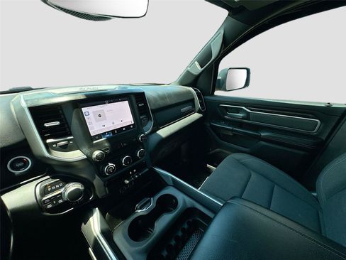 Used 2022 RAM 1500 Big Horn AWD/4WD image 7