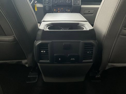 Used 2018 Ford F150 XLT w/ Equipment Group 302A Luxury image 21