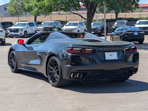 Used 2024 Chevrolet Corvette Stingray Convertible RWD image 5