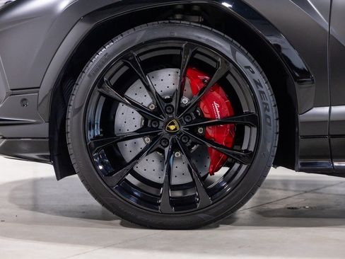 Used 2024 Lamborghini Urus S AWD/4WD image 20