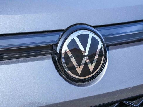 New 2026 Volkswagen Tiguan SE R-Line image 15