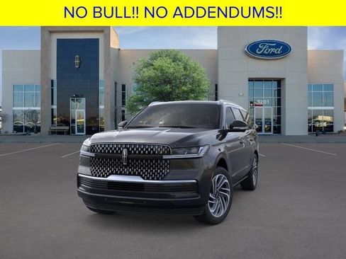 New 2025 Lincoln Navigator Reserve image 2