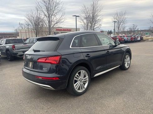 Used 2018 Audi Q5 Prestige w/ Prestige Package image 6