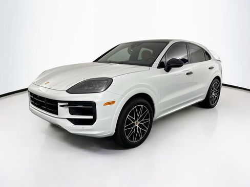 Used 2024 Porsche Cayenne Coupe AWD/4WD image 1