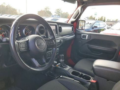 Certified 2020 Jeep Gladiator Sport w/ Quick Order Package 24S image 17