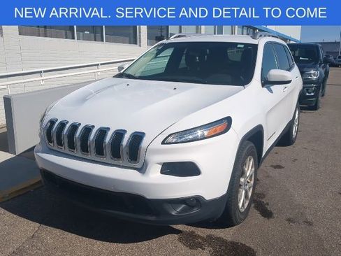 Used 2015 Jeep Cherokee Latitude AWD/4WD image 10