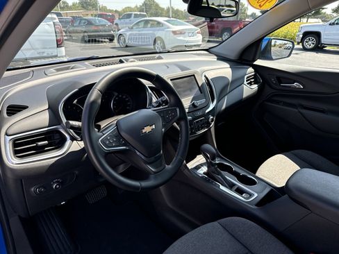 Used 2024 Chevrolet Equinox LT image 9