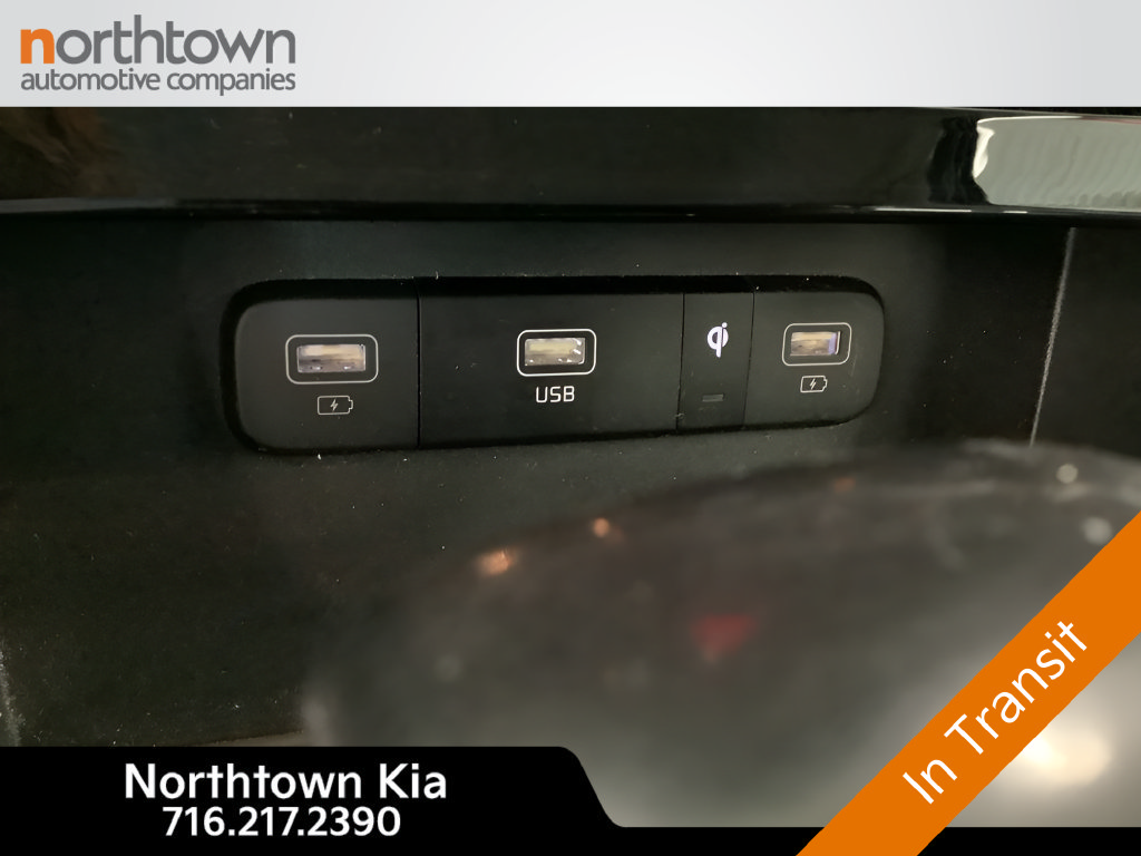 Certified 2023 Kia Carnival SX FWD image 14