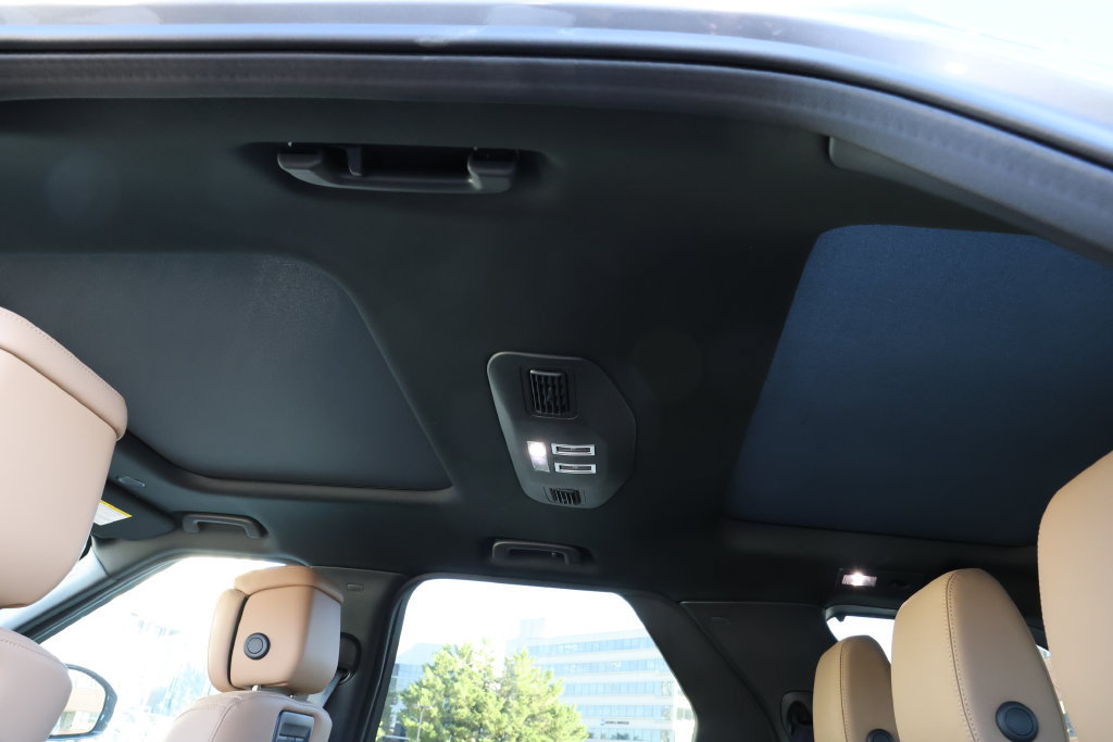 New 2026 Land Rover Discovery Dynamic SE AWD/4WD image 37