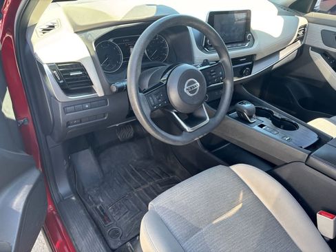 Certified 2021 Nissan Rogue SV image 7