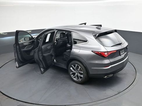 Used 2023 Acura MDX SH-AWD w/ Technology Package image 38