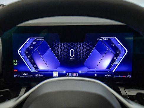 Used 2025 BMW 530i image 25