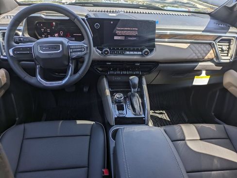 New 2026 GMC Canyon Denali w/ LPO, Denali Black Edition AWD/4WD image 16