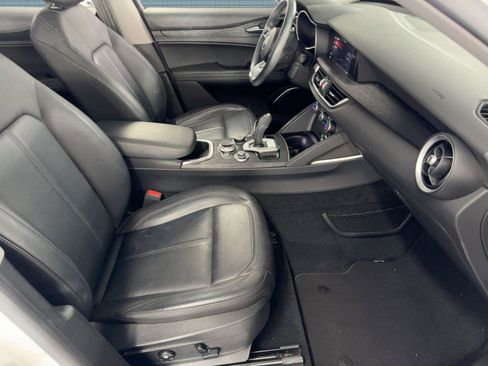 Used 2021 Alfa Romeo Stelvio Sprint w/ Nero Edizione image 30
